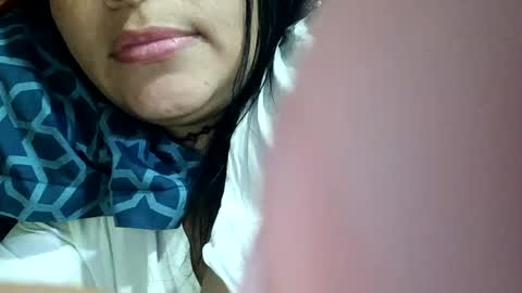 Snapshot of lillyaldridge15 chatting on September 14, 8:16 am lillyaldridge15 online show from September 14, 8:16 am
