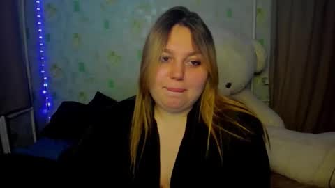 lillyhaigh online show from May 5, 11:21 pm