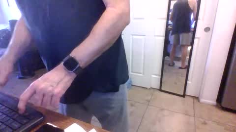 lilpackage69 online show from February 8, 9:51 pm