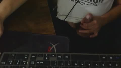 liltorobull online show from December 5, 8:46 am