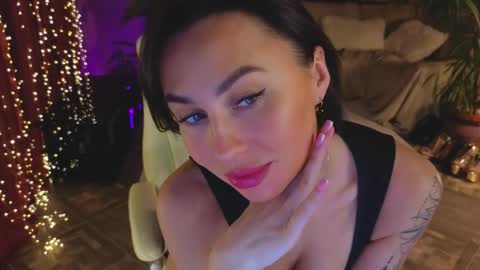 Lilu online show from April 9, 5:40 pm