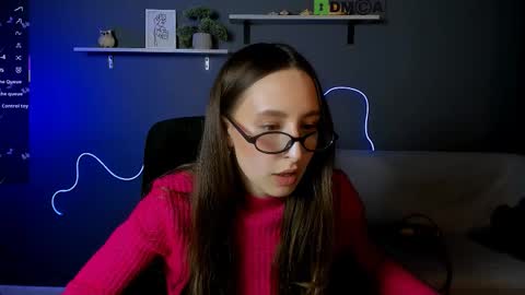 lilu_pink online show from October 8, 2:34 pm