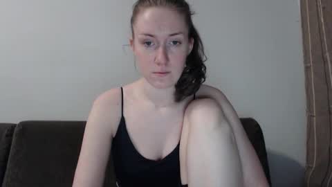 lily_love_x online show from March 10, 1:21 am