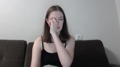 lily_love_x online show from November 5, 12:34 am