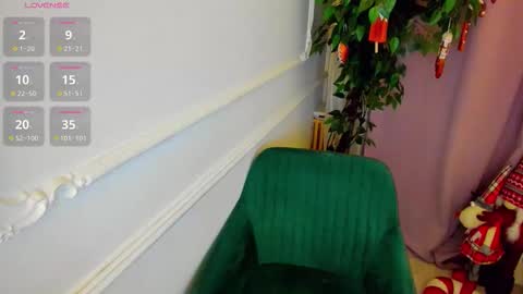 Lily online show from December 15, 3:02 am