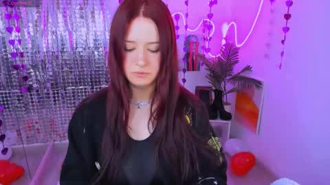 Lily online show from February 15, 7:51 am