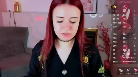 Lily online show from May 12, 7:06 am