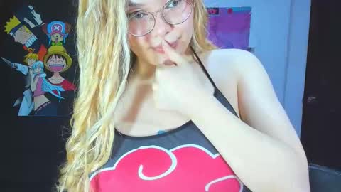 lily_stone04 online show from June 4, 7:25 am