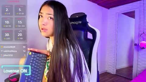 lily_waist online show from September 17, 12:08 pm