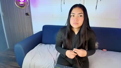 lily_waist online show from September 15, 12:06 pm