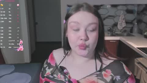 Lily online show from February 1, 1:19 pm