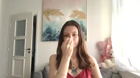 lilycandy_ online show from April 17, 10:17 am