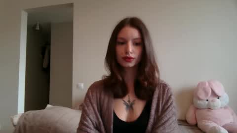 lilycandy_ online show from October 15, 9:10 am