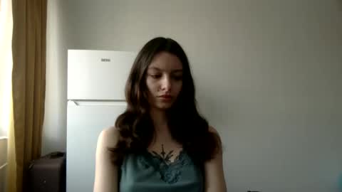 lilycandy_ online show from February 26, 7:12 am