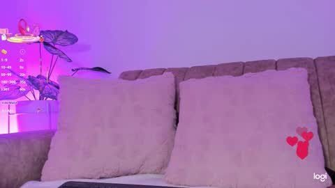 Lily  online show from September 12, 9:33 am