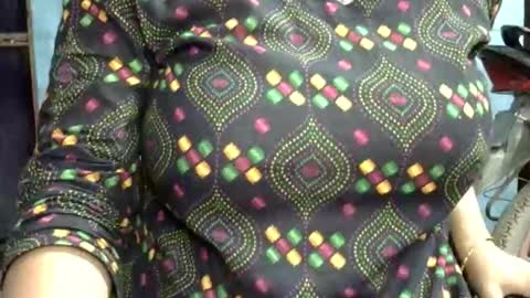 limaakter246618 online show from September 14, 8:54 pm