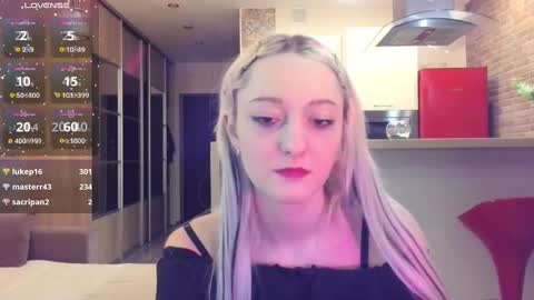 lin_xi online show from February 13, 10:44 am