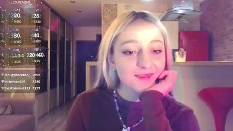 lin_xi online show from March 5, 12:38 am