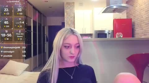 lin_xi online show from February 6, 2:26 pm