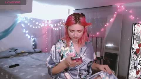Lina2D tyan online show from May 8, 11:27 am