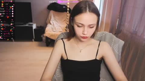 Scarlet online show from April 13, 10:19 am