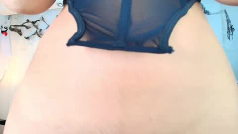  Lina Bedoya  online show from November 1, 12:15 pm