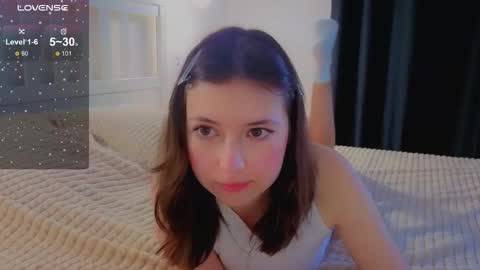 Lina online show from February 2, 9:05 am