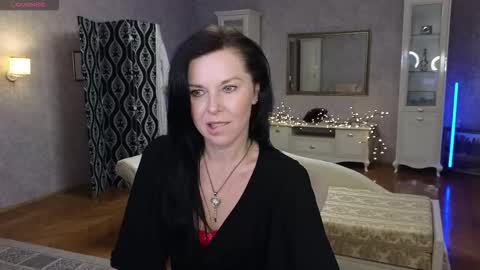 lina_flore online show from February 3, 8:13 pm