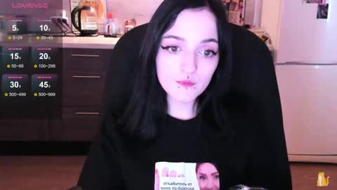 Lina 3  1715622743 online show from October 29, 8:16 am