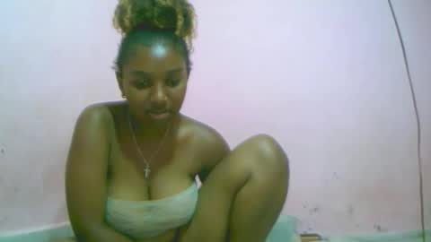 linah1123 online show from October 21, 12:10 pm