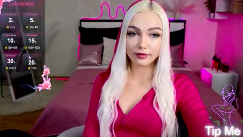 I am Lina online show from September 28, 2:59 pm