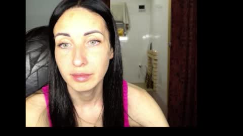 LinaLivee online show from September 14, 7:04 pm