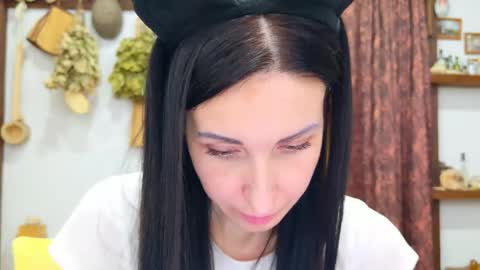 LinaLivee online show from April 29, 6:46 pm