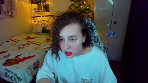 Lina online show from January 9, 10:15 pm