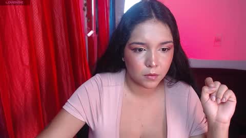 lincy_honeyy online show from November 18, 4:15 am