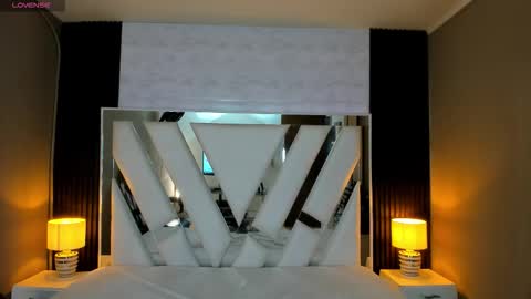  Linda  online show from January 5, 6:44 pm