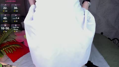 Linda  GMT2 Mon Tu Fri Sa Su  0300am-1000 am online show from March 23, 12:59 am