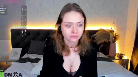 Linda  GMT2 Mon Tu Fri Sa Su  0300am-1000 am online show from January 10, 1:44 am