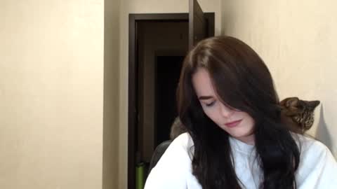 Linda online show from January 14, 9:01 pm