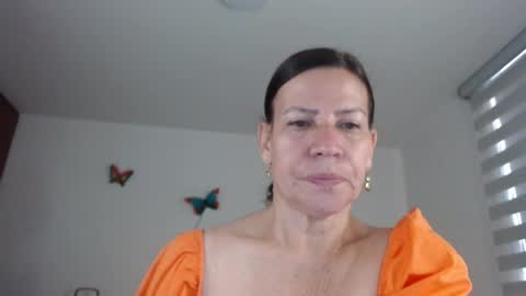 Linda Hanna online show from October 30, 1:23 pm