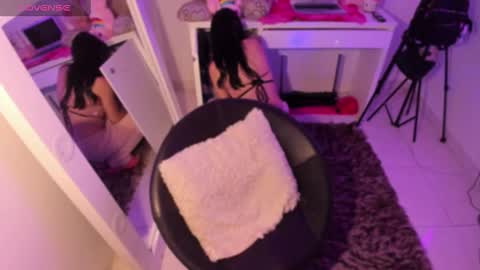 Lindaa maria  online show from October 22, 5:43 am