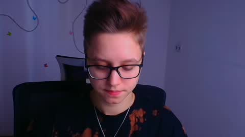 Linda online show from March 6, 12:09 pm