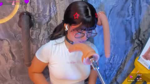 linda_sofi__ online show from March 28, 8:32 pm