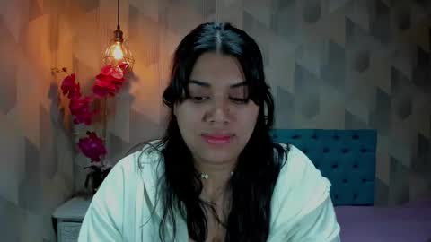    online show from January 12, 6:15 pm