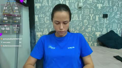  Lindsey  online show from November 17, 3:36 pm