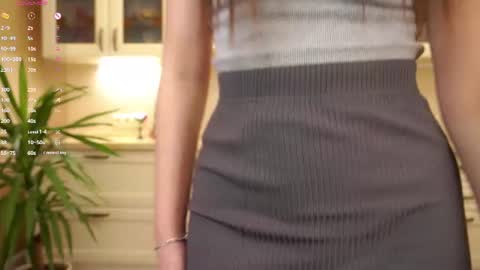 Olivia online show from June 17, 7:02 am