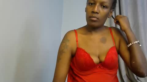 Linniecarol online show from October 30, 6:41 pm