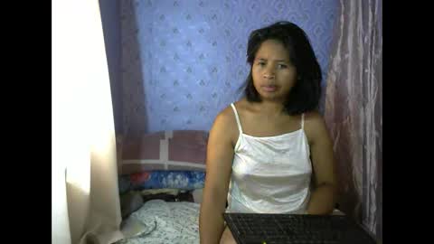 liora online show from November 12, 3:53 am