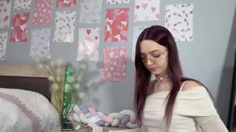 Liory online show from February 14, 9:45 am