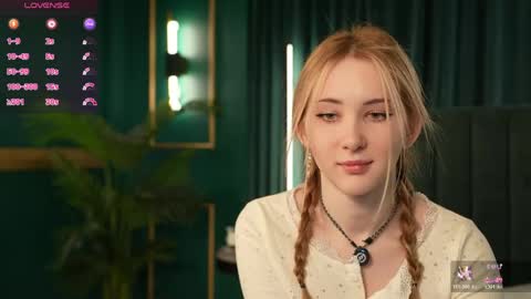 lirakink online show from February 23, 3:42 am